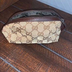 Gucci makeup pouch